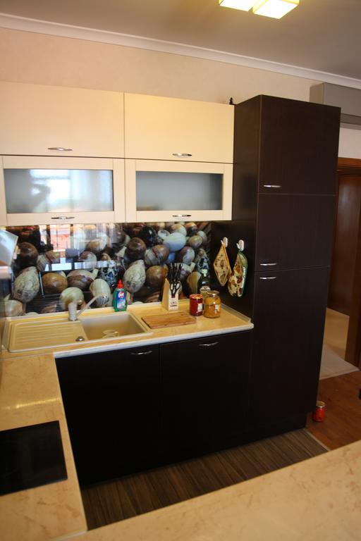 Apartment In St. Constantine And Helena Св. Св. Константин и Елена Екстериор снимка